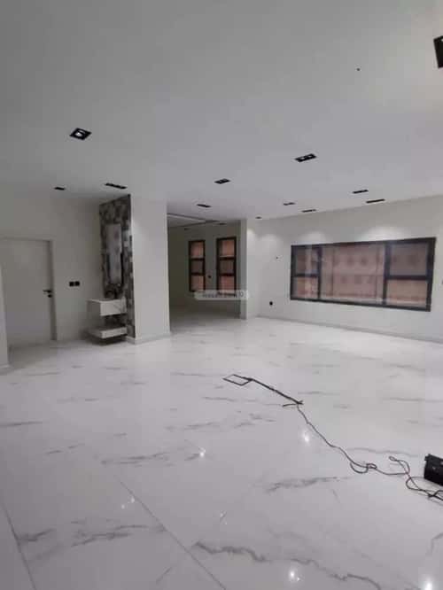 Villa 625 SQM Facing East with 9 Bedrooms Al Yaqoot, North Jeddah, Jeddah