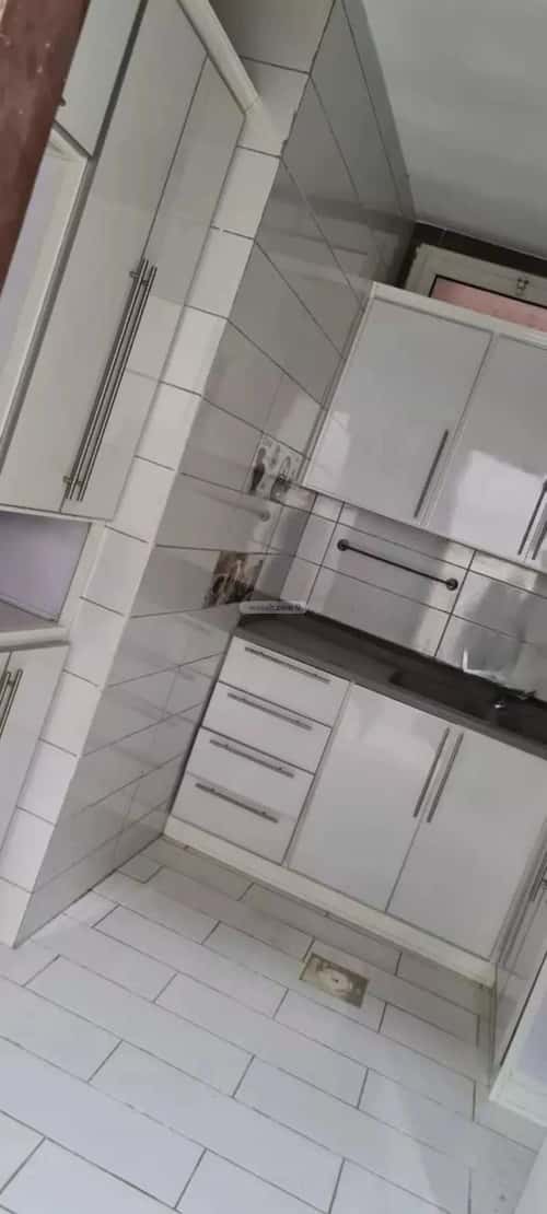 Building 600 SQM Facing North Al Swaryee, North Jeddah, Jeddah