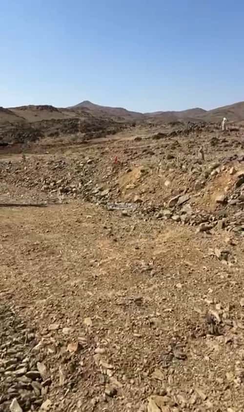 أرض 327 متر مربع غربية على شارع 15م الزين، أبها