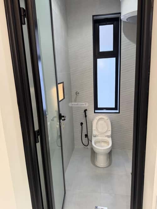 Apartment with 6 Bedrooms Al-Jubail, Jubail