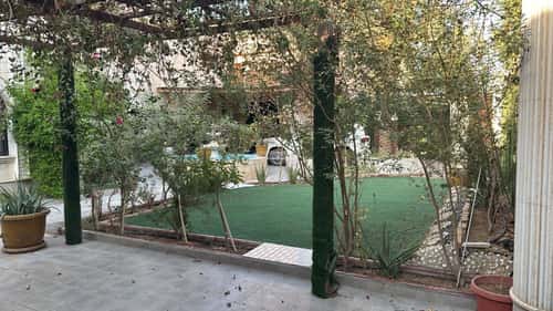 Villa 900 SQM Facing South on 15m Width Street Ar-Rawdah, East Riyadh, Riyadh