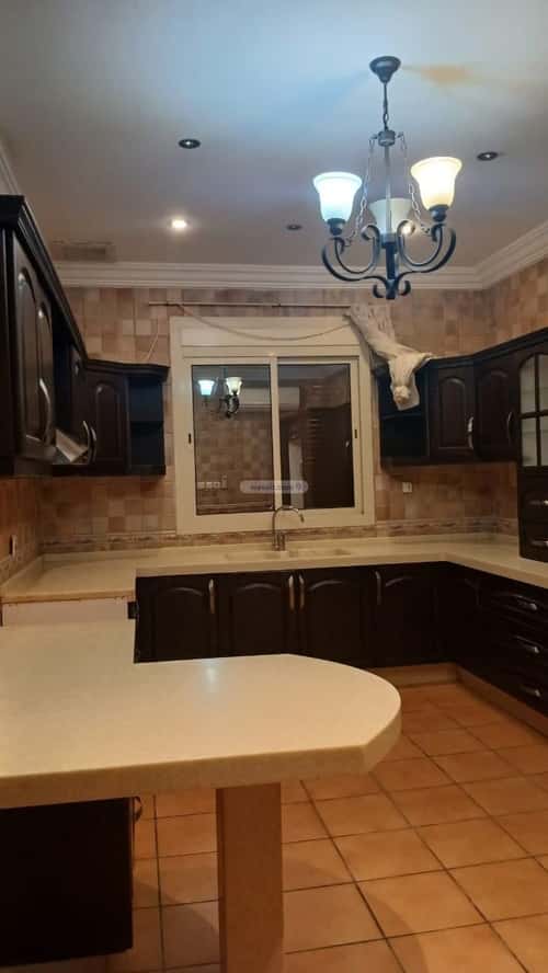 فيلا 300 متر مربع جنوبية على شارع 16م أبحر الشمالية، شمال جدة، جدة