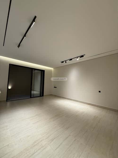 Villa 217 SQM Facing West with 5 Bedrooms As-Safa, Central Riyadh, Riyadh