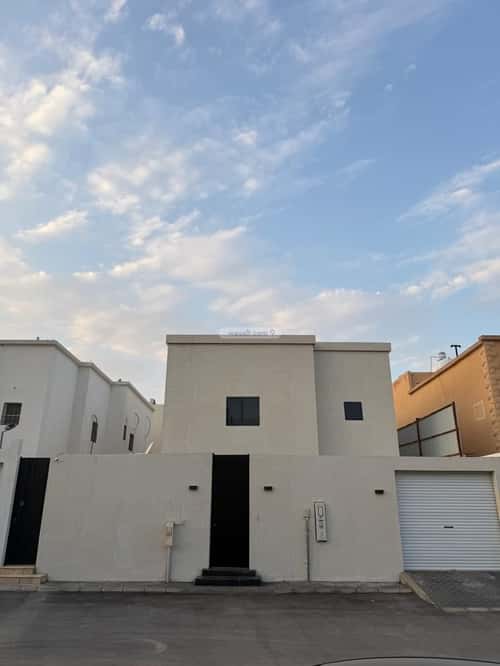 Villa 350 SQM Facing South on 15m Width Street Ishbiliyah, East Riyadh, Riyadh