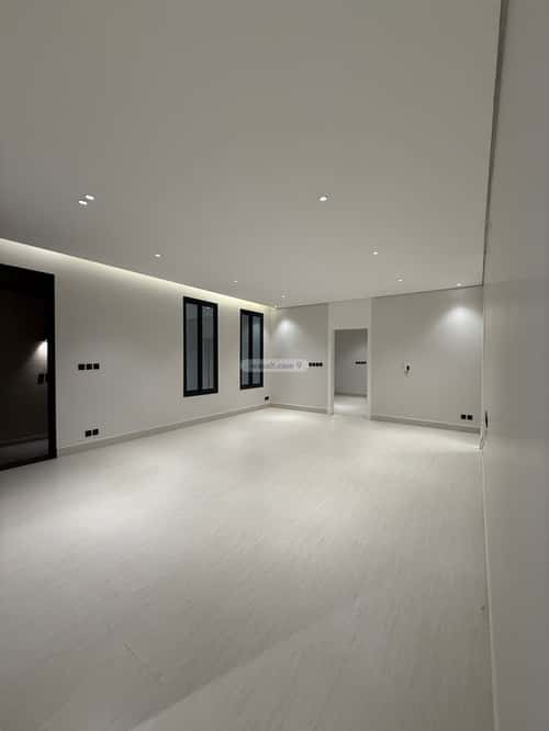 Floor 71 SQM with 5 Bedrooms Al-Janadriyah, East Riyadh, Riyadh