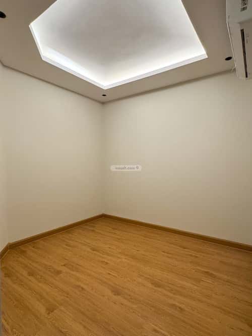 شقة الوادي، شمال الرياض، الرياض