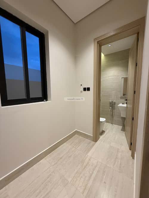 فيلا 217 متر مربع واجهة غربية ب 5 غرف الصفاء، وسط الرياض، الرياض