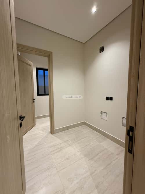 Villa 217 SQM Facing West with 5 Bedrooms As-Safa, Central Riyadh, Riyadh