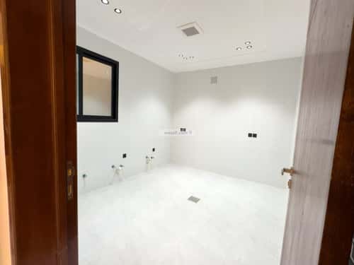 Floor 154 SQM with 5 Bedrooms Dahiat Namar, West Riyadh, Riyadh