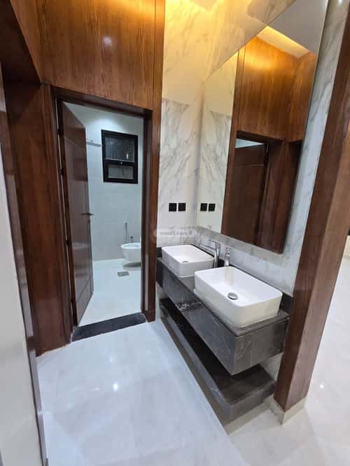 Floor 178 SQM with 5 Bedrooms Dahiat Namar, West Riyadh, Riyadh