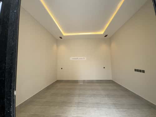 5 bedroom floor in Al Rimal