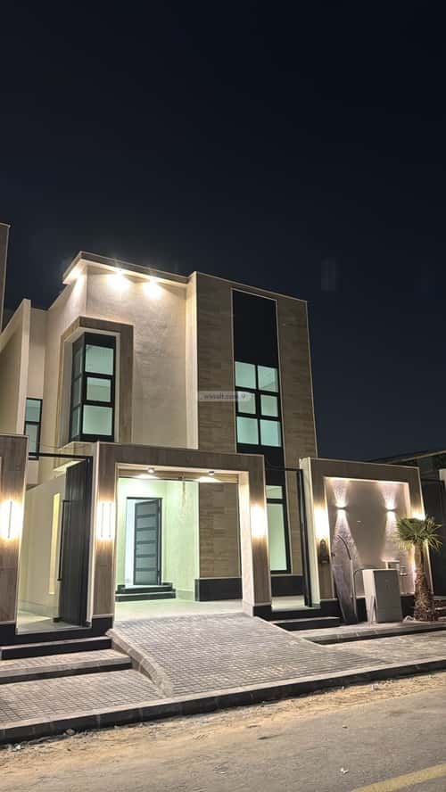 فيلا 260 متر مربع جنوبية على شارع 15م الشروق، الدمام