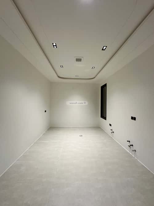 Floor with 7 Bedrooms Al-Awaly, West Riyadh, Riyadh