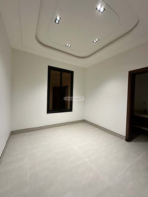 Floor with 7 Bedrooms Al-Awaly, West Riyadh, Riyadh