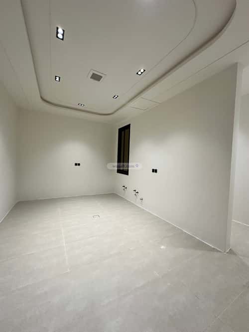 Floor with 7 Bedrooms Al-Awaly, West Riyadh, Riyadh