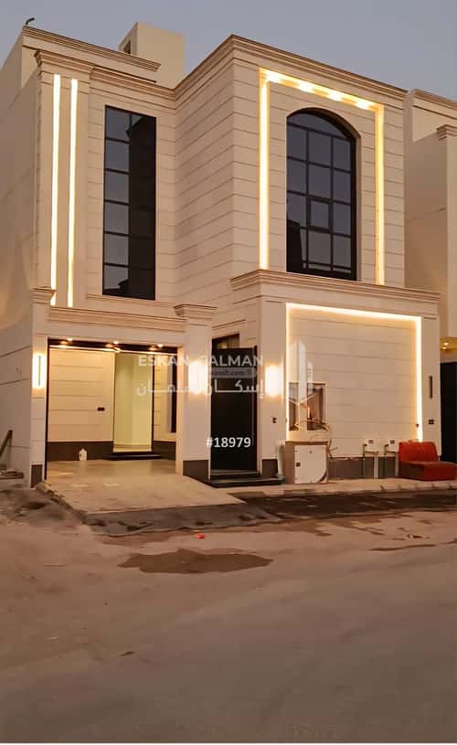 Floor 163 SQM with 5 Bedrooms Al-Maizaliyah, East Riyadh, Riyadh