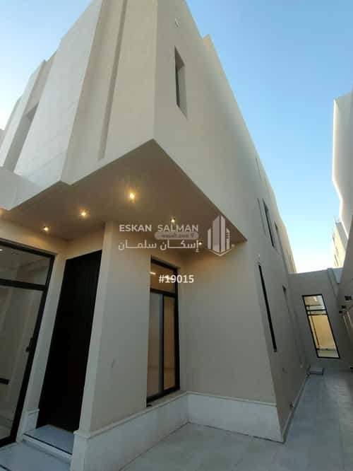 فيلا 230 متر مربع جنوبية على شارع 15م الرمال، شرق الرياض، الرياض
