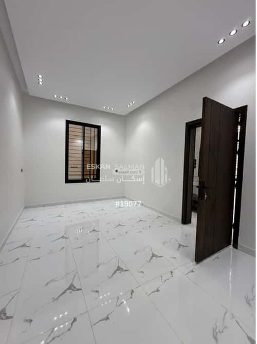 دور 212 متر مربع ب 7 غرف الروابي، أبها