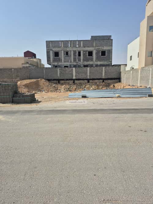 أرض 616 متر مربع جنوبية على شارع 20م العيون، الخرج