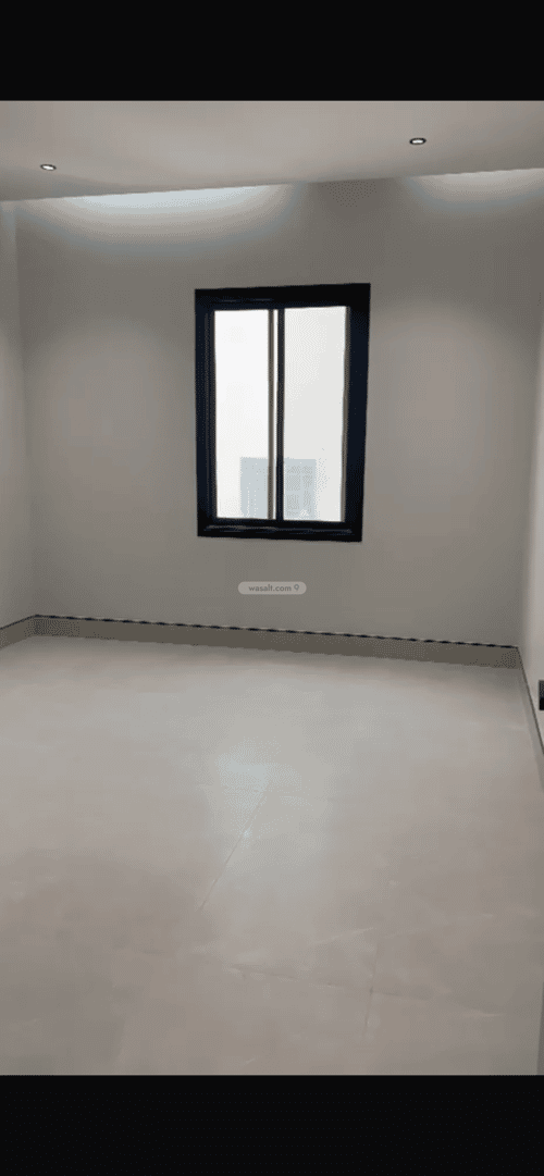 Floor 200 SQM with 5 Bedrooms Al-Maizaliyah, East Riyadh, Riyadh
