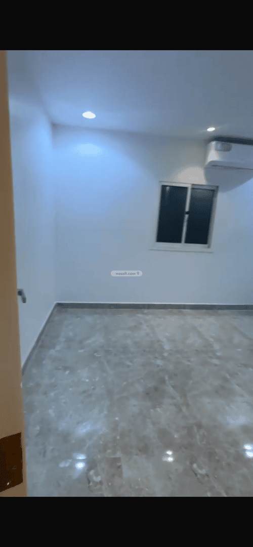 فيلا 475 متر مربع جنوبية على شارع 10م الملك فهد، شمال الرياض، الرياض