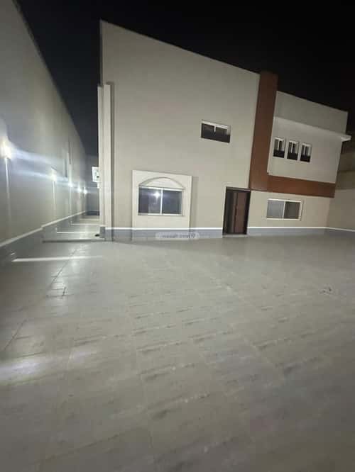 فيلا 475 متر مربع جنوبية على شارع 10م الملك فهد، شمال الرياض، الرياض