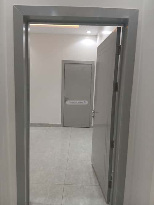 Villa 304 SQM Facing East with 6 Bedrooms Al Bayan, East Riyadh, Riyadh