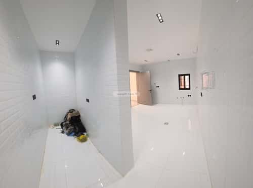 فيلا 336 متر مربع شرقية على شارع 20م النظيم، شرق الرياض، الرياض