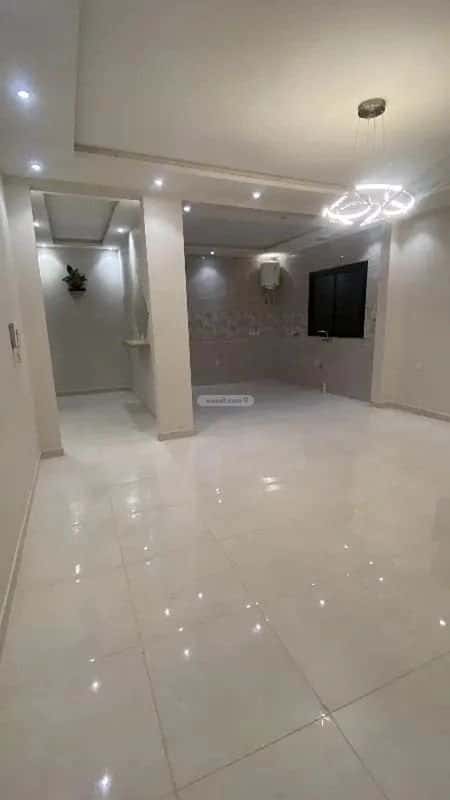 Apartment with 3 Bedrooms Okaz, South Riyadh, Riyadh