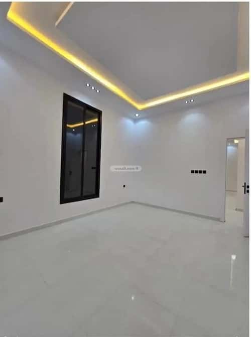 Villa 234 SQM Facing South with 6 Bedrooms Al-Janadriyah, East Riyadh, Riyadh