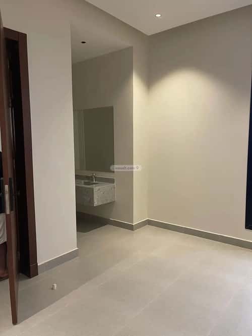 Floor 191 SQM with 5 Bedrooms Ar-Rimal, East Riyadh, Riyadh
