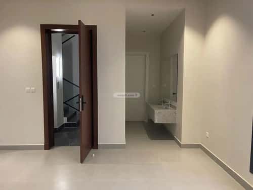 Floor 191 SQM with 5 Bedrooms Ar-Rimal, East Riyadh, Riyadh