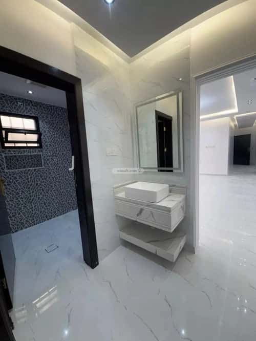 Floor 176 SQM with 5 Bedrooms Ad-Dar Al- Baida, South Riyadh, Riyadh