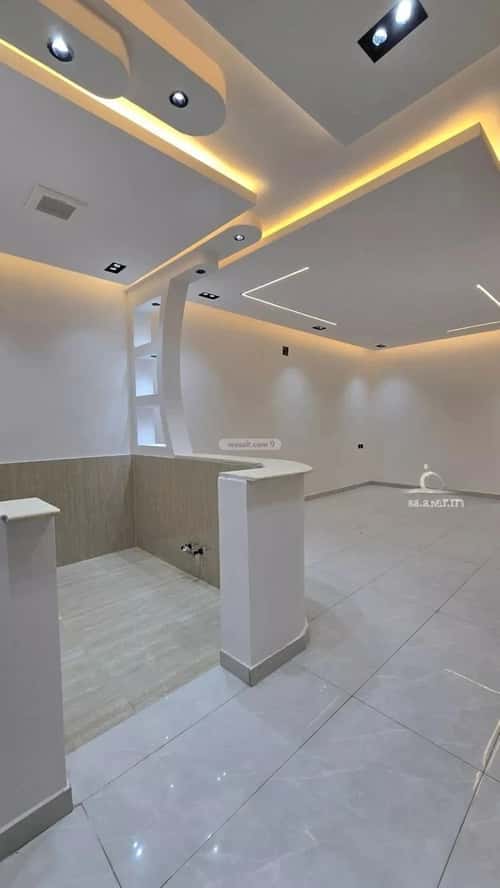 Villa 250 SQM Facing North on 15m Width Street Al-Aziziyah, South Riyadh, Riyadh