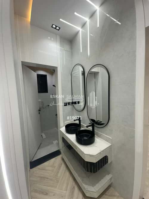 Floor 223 SQM with 7 Bedrooms Al-Yarmouk, Khamis Mushait