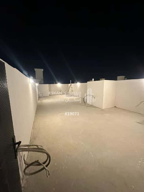 Floor 223 SQM with 7 Bedrooms Al-Yarmouk, Khamis Mushait