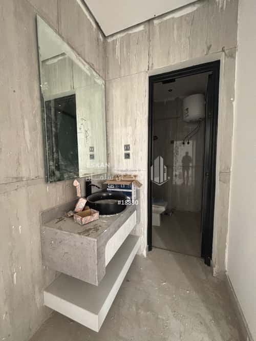 فيلا 364 متر مربع جنوبية على شارع 8م العزيزية، الجبيل