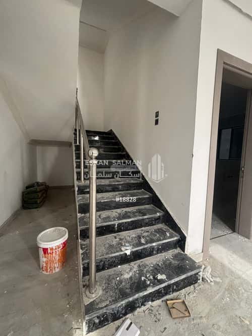 Villa 307 SQM Facing North on 30m Width Street Al Aziziyah - Al Jubail, Jubail