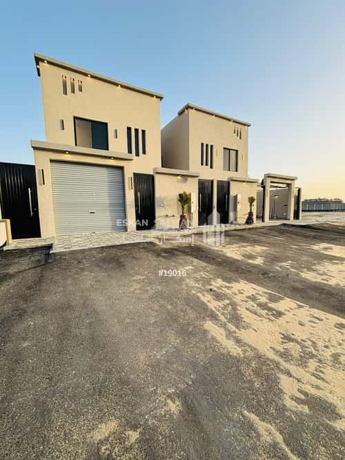 Villa 300 SQM Facing North on 30m Width Street Al Aziziyah - Al Jubail, Jubail