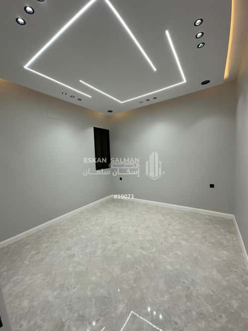 Floor 221 SQM with 7 Bedrooms Al-Yarmouk, Khamis Mushait