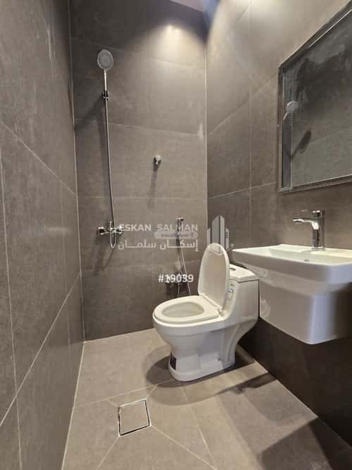 Villa 337 SQM Facing North East on 20m Width Street An-Nahdah, East Riyadh, Riyadh