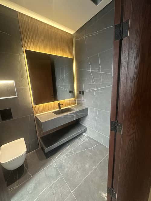 فيلا 482 متر مربع شرقية على شارع 18م النهضة، شمال جدة، جدة