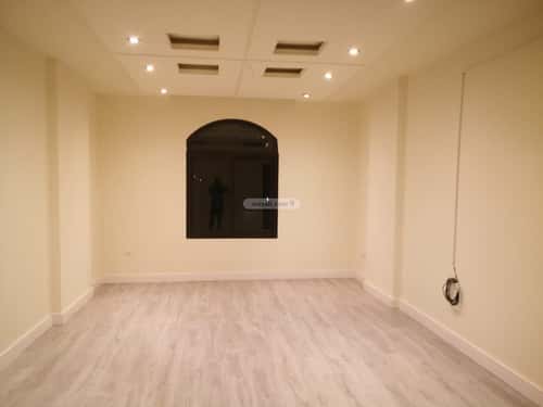 Apartment with 6 Bedrooms Al Rawabi, Khobar