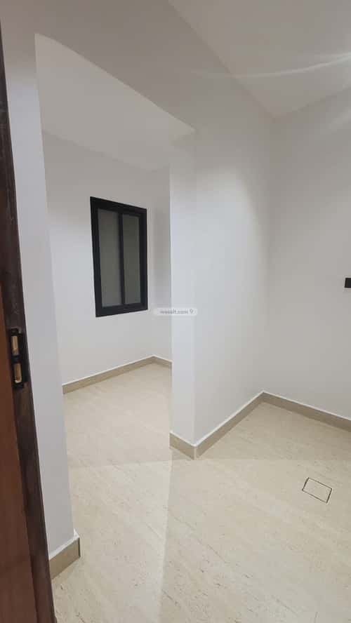 فيلا 210 متر مربع شرقية على شارع 20م المرجان، شرق الرياض، الرياض