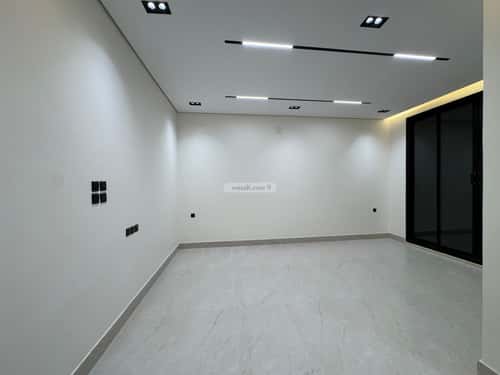 فيلا 270 متر مربع جنوبية شرقية على شارع 15م النهضة، شرق الرياض، الرياض