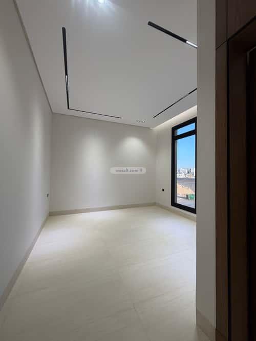 فيلا 373 متر مربع شرقية على شارع 20م المهدية، غرب الرياض، الرياض