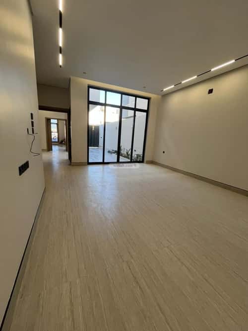 5 bedroom villa in Al Mahdiyyah