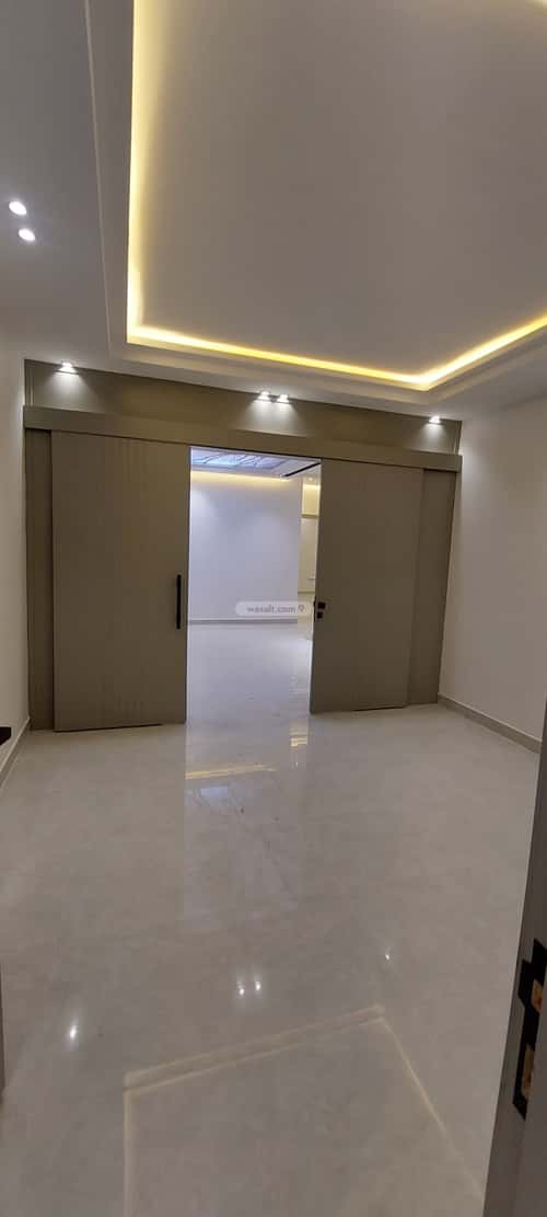 فيلا 167 متر مربع شرقية على شارع 20م طيبة، جنوب الرياض، الرياض