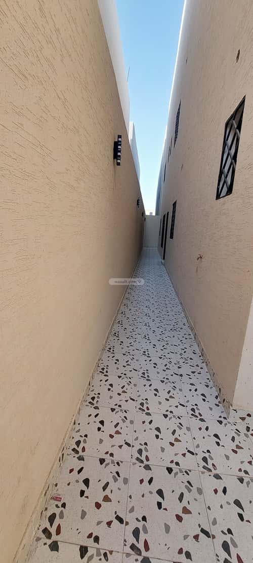 فيلا 167 متر مربع شرقية على شارع 20م طيبة، جنوب الرياض، الرياض