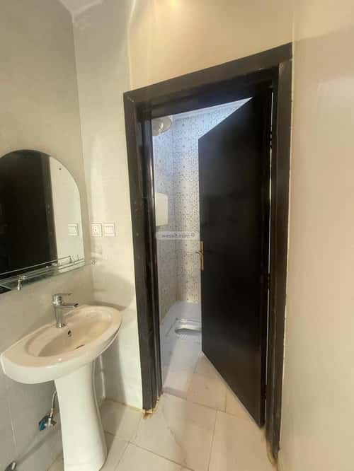 شقة 295 متر مربع ب 3 غرف العزيزية، جنوب الرياض، الرياض